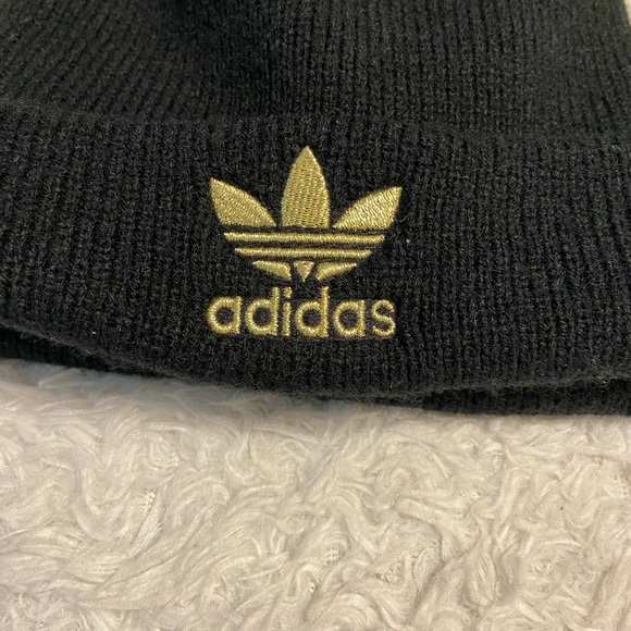 Adidas Black Beanie - Picture 3 of 8